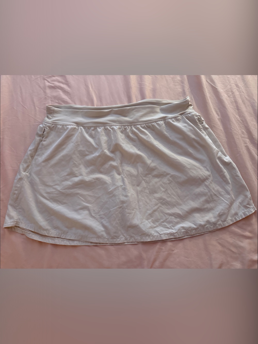 Old Navy White Circle Skater Skort